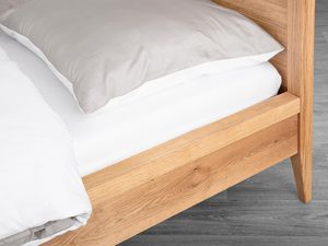 Miniaturka 4 - Łóżko dębowe detal ramy bocznej narożnik i zagłówek usłojenie drewna