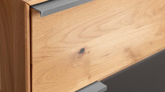 Miniaturka 6 - Elegancka szafka nocna z litego drewna Eleana 2L-RE