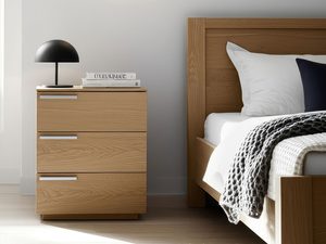 Miniaturka 6 - Komoda dębowa z trzema szufladami przy łóżku w sypialni aranżacja