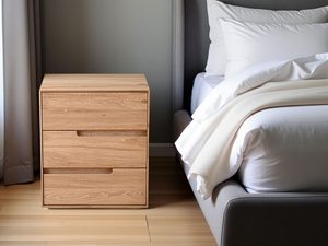 Miniaturka 6 - Szafka nocna dębowa z dwoma szufladami w szarej sypialni aranżacja