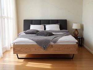 Miniaturka 20 - Łóżko dębowe z tapicerowanym zagłówkiem grafitowym w minimalistycznej sypialni