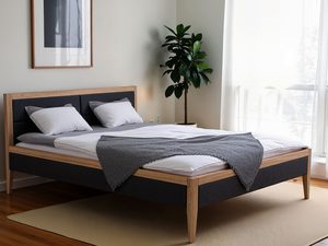 Miniaturka 5 - Dębowe łóżko z zagłówkiem grafitowym w słonecznej sypialni z rośliną aranżacja