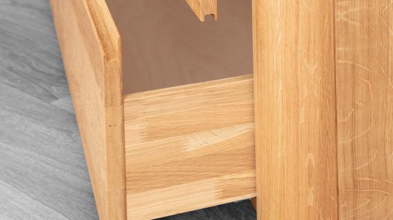 Miniaturka 9 - Drewniana komoda z litego drewna Lelina 3L