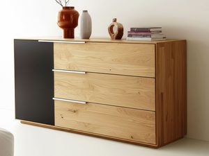 Miniaturka 7 - Komoda dębowa z trzema szufladami i grafitową drzwiczką metalowe uchwyty