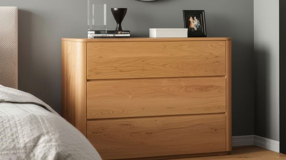 Miniaturka 11 - Drewniana komoda z litego drewna Lelina 3L