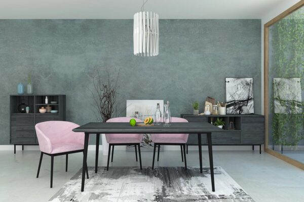 Nowoczesna jadalnia z grafitowymi meblami i różowymi krzesłami