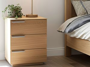 Miniaturka 8 - Komoda dębowa z trzema szufladami w eleganckiej sypialni aranżacja