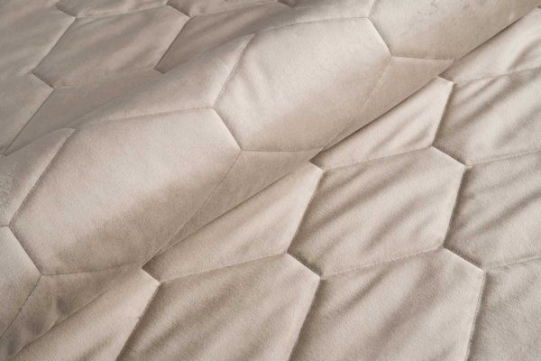 MAGIC VELVET 3D PIKOWANY 2210 P137