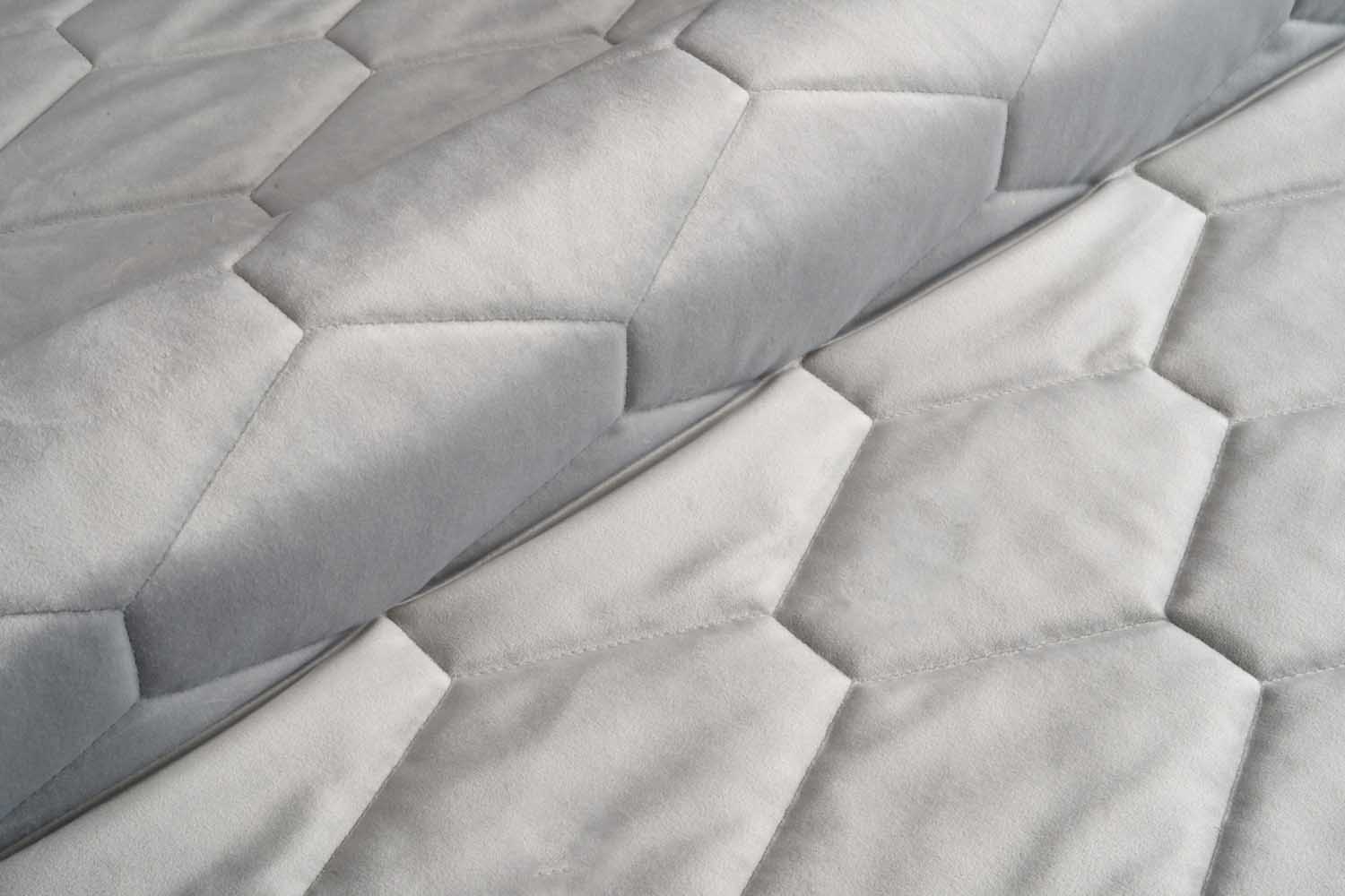 MAGIC VELVET 3D PIKOWANY 2240 P137