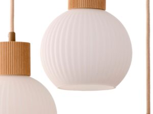 Miniaturka 8 - Detal ryflowanego matowego szkła i drewnianych elementów lampy Alba 3 koło.