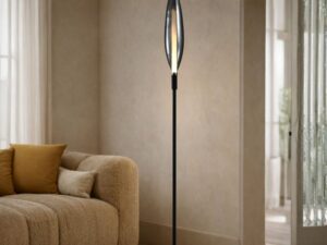 Miniaturka 2 - Lampa podłogowa Avodela przydymiona w aranżacji salonu