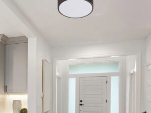 Miniaturka 2 - Plafon LED Balirano wenge z białym kloszem w aranżacji wnętrza