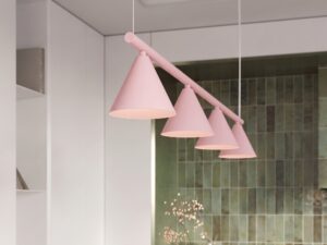 Miniaturka 100 - Czteropunktowy żyrandol Sorvella 122 cm różowy we wnętrzu – zbliżenie