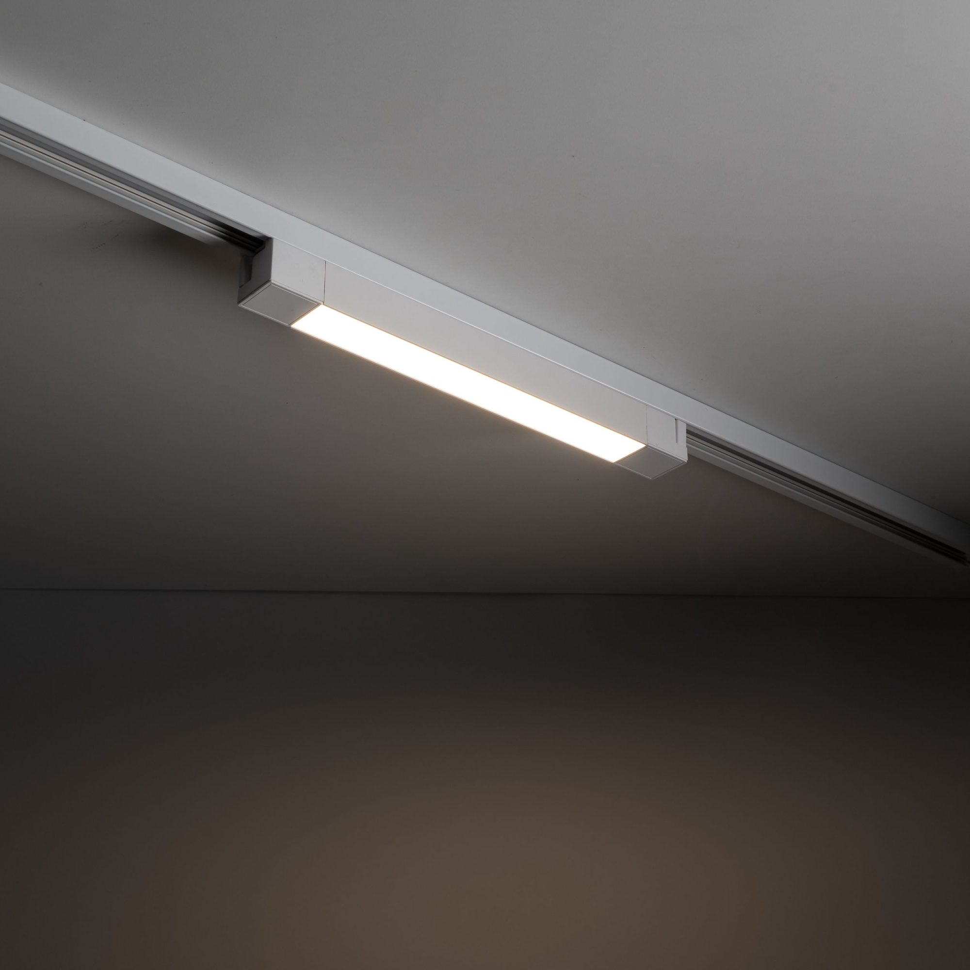 Biały Tracer Panel LED – przykład zastosowania
