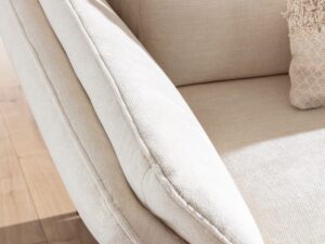 Miniaturka 1 - Sofa Narvento – detal regulowanego podłokietnika