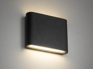 Miniaturka 1 - Szary kinkiet Arwena S LED IP54 w aranżacji przy budynku