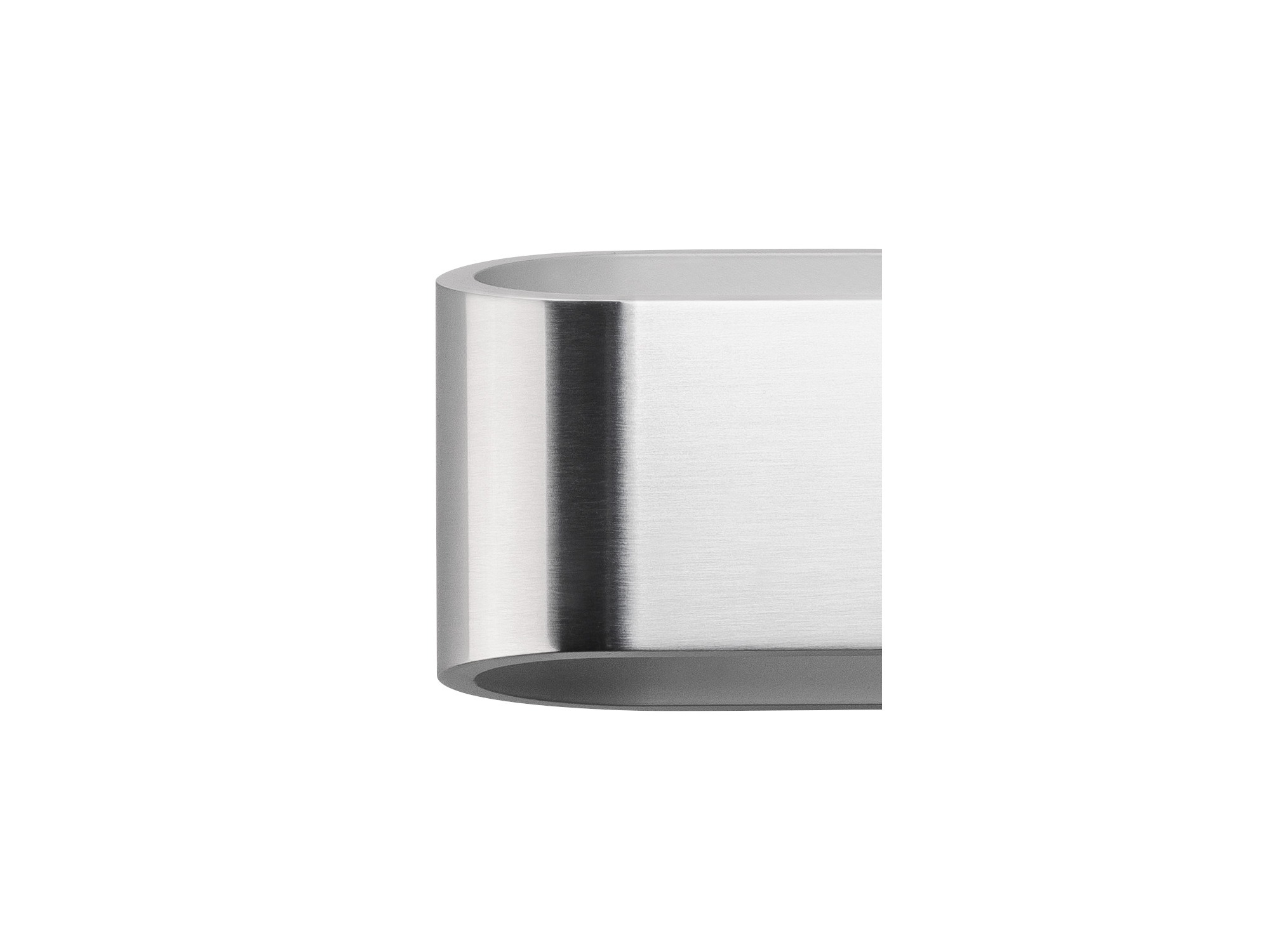 Detal kinkietu Asso 300 LED w kolorze aluminium i białym