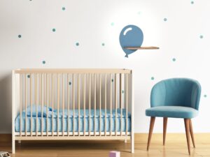 Miniaturka 3 - Niebieski kinkiet Balonik LED nad łóżeczkiem dziecięcym