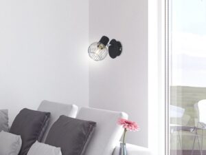 Miniaturka 3 - Czarno-chromowany kinkiet Melino na ścianie przy oknie w salonie