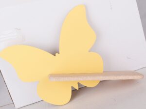 Miniaturka 6 - Żółty kinkiet motyl LED w pokoju dziecka