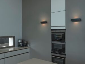 Miniaturka 2 - Lampa Ossa 300 czarna zamontowana na ścianie