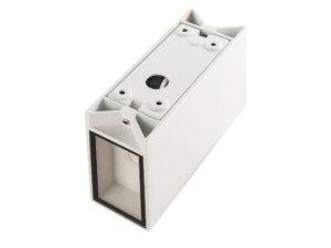 Miniaturka 3 - Biały kinkiet Quad 2 XL LED, detal aluminiowej obudowy