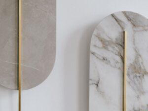 Miniaturka 4 - Dwa kinkiety ROKKE STONE w beżu i bieli w aranżacji na ścianie