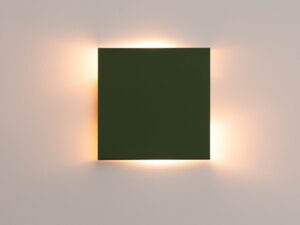 Miniaturka 13 - Kinkiet ścienny geometryczny Varello 15 cm zielony oliwkowy – zapalony kinkiet z bliska