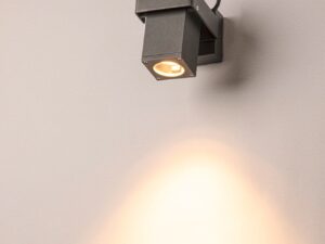 Miniaturka 4 - Kinkiet Theo Bracket CW świecący na ścianie w aranżacji