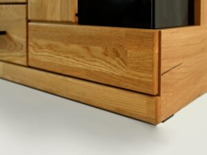 Miniaturka 5 - Komoda Avero detal dolnego frontu