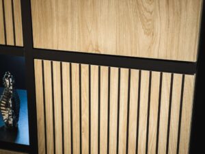 Miniaturka 2 - Komoda z szufladami i LED Cresto 150 cm Hickory Jackson czarna – zdjęcie 2