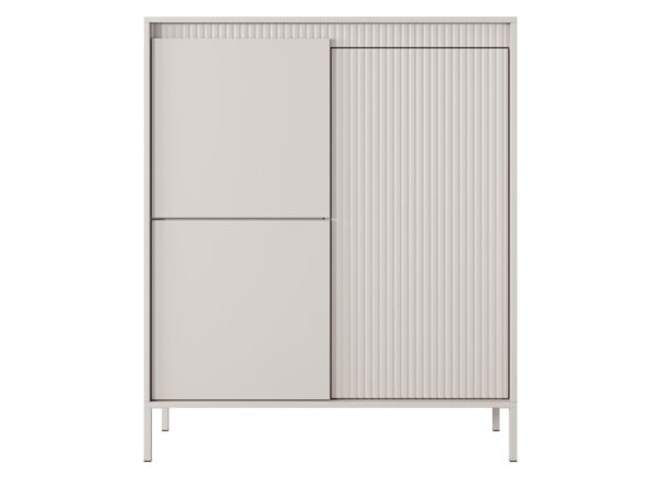 Komoda wysoka Ombrino 103 cm beżowa – trzy zamknięte drzwi, front na białym tle