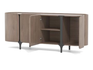 Miniaturka 2 - Komoda Selvina orzechowa z otwartymi drzwiami i półkami wewnętrznymi