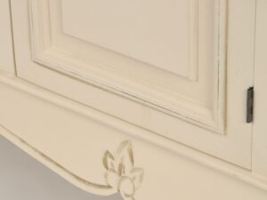 Miniaturka 6 - Komoda Sorrento detal rzeźbień na kremowym froncie