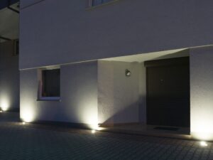Miniaturka 2 - Lampa najazdowa MIX 6725 D – widok oprawy zamontowanej w nawierzchni