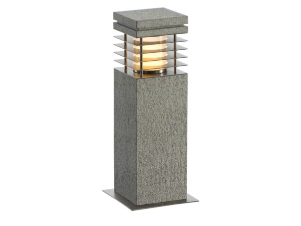 Lampa ogrodowa Arrock Granite z granitu o wysokości 40 cm na białym tle
