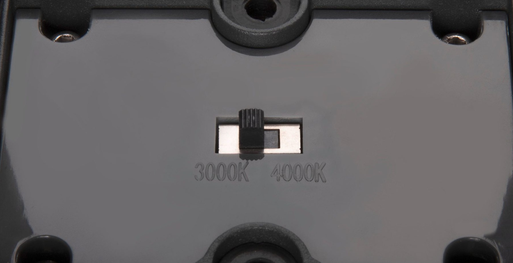Przełącznik barwy 3000 i 4000 K lampy Eskina Frame 75 Fl