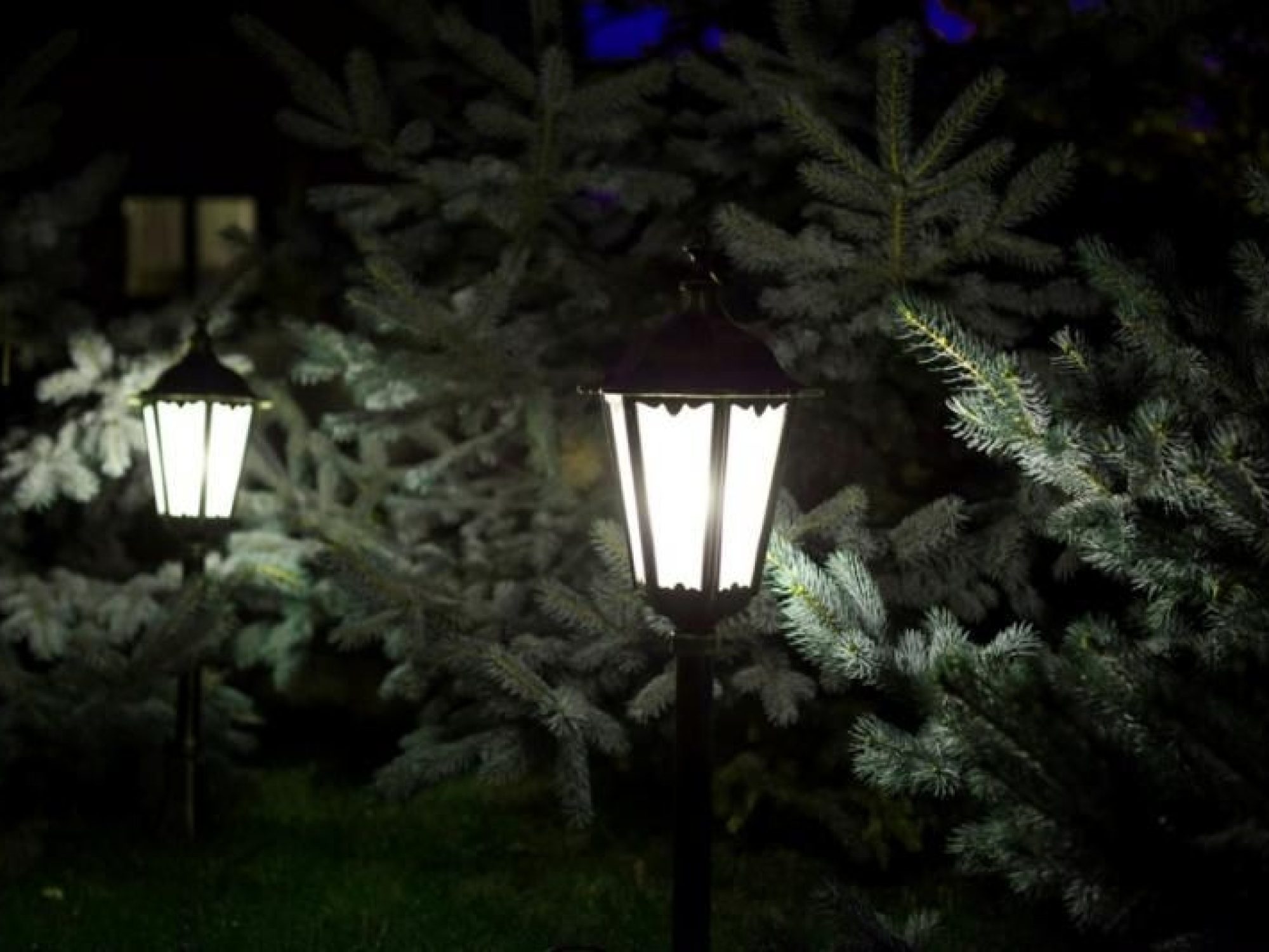 Lampy ogrodowe RETRO CLASSIC K 4011/1 – oświetlenie ogrodu po zmroku