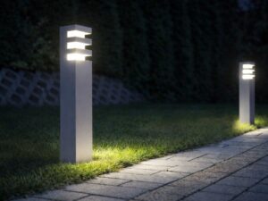 Miniaturka 3 - Lampy ogrodowe stojące RADO oświetlające ścieżkę po zmroku