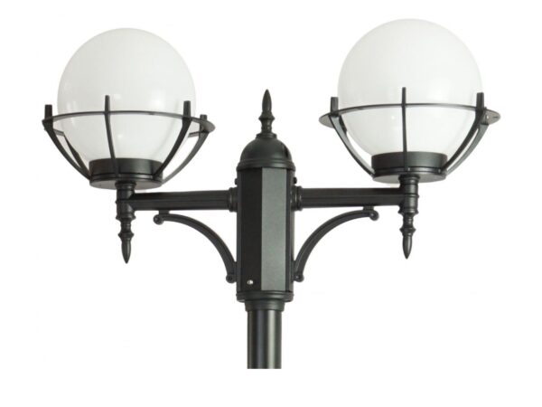 Lampa parkowa KULE Z KOSZYKIEM OGMWN 2 KPO widok z przodu