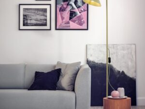 Miniaturka 3 - Lampa podłogowa Cono w kolorze pistacjowym w aranżacji