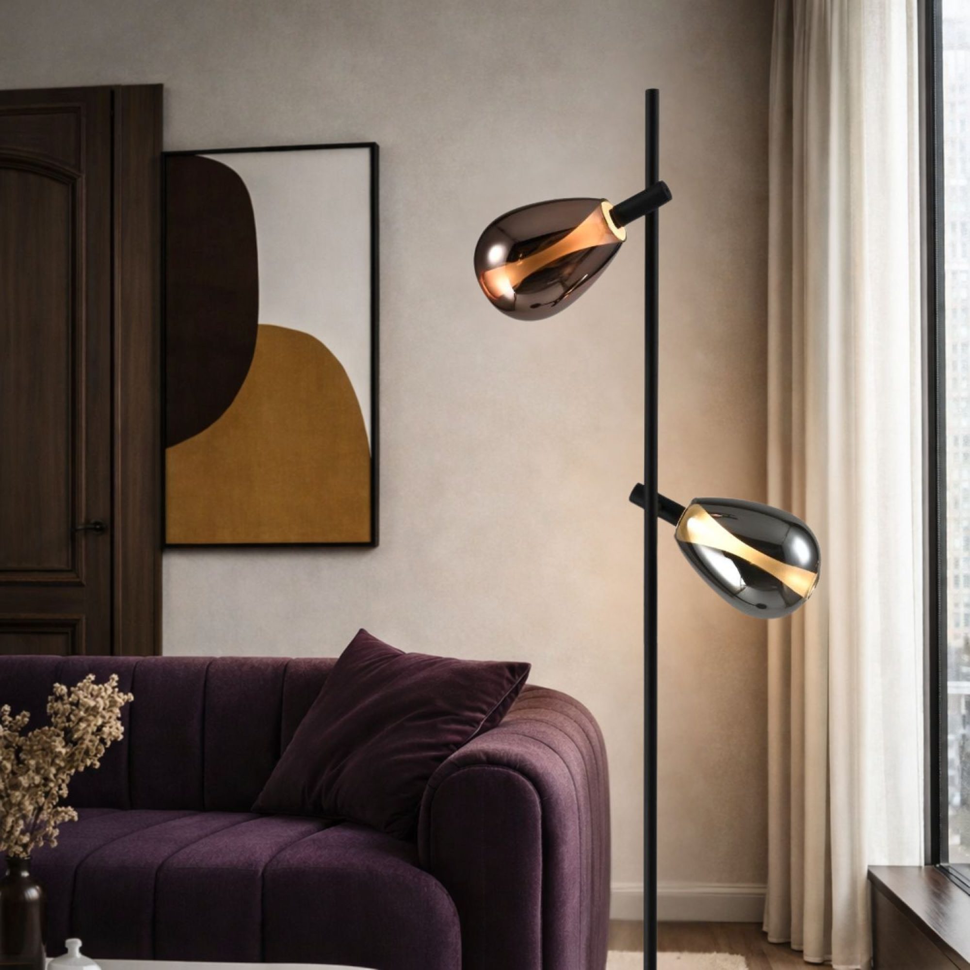 Lampa podłogowa Evorena z dymionym i miedzianym szkłem – aranżacja