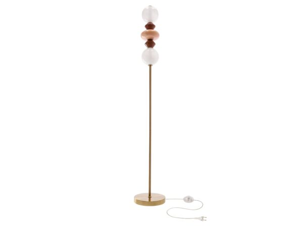 Lampa podłogowa Kamesina z białymi kulami i bursztynowym szklanym detalem na mosiężnym stojaku