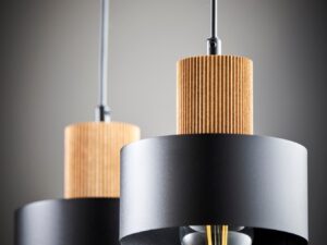 Miniaturka 5 - Dwupunktowa lampa Rif Wood 2 czarno-jasnobrązowa w ujęciu aranżacyjnym