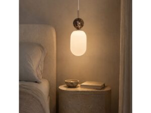 Miniaturka 2 - Lampa wisząca Silasia przy stoliku nocnym w sypialni