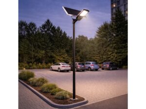 Miniaturka 7 - Lampa solarna LED na słupie oświetlająca parking wieczorem, aranżacja