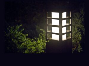 Miniaturka 2 - Oprawa stojąca zewnętrzna RADO III 2 – aranżacja nocna