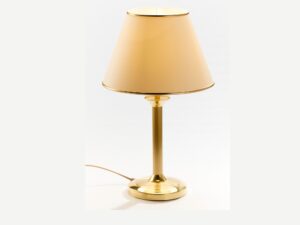 Miniaturka 1 - Lampa stołowa Classic z okrągłą podstawą i zwężanym abażurem na białym tle