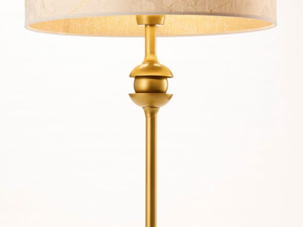 Lampa stołowa Kaszmir złoty połysk i biały abażur na białym tle