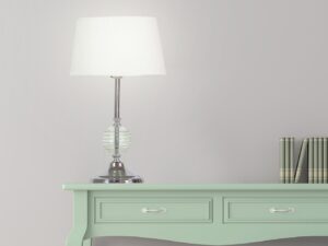 Miniaturka 1 - Lampa stołowa Solerio z jasnym abażurem na seledynowej konsoli